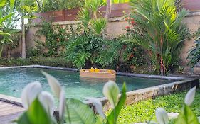 Niluh Private Villas